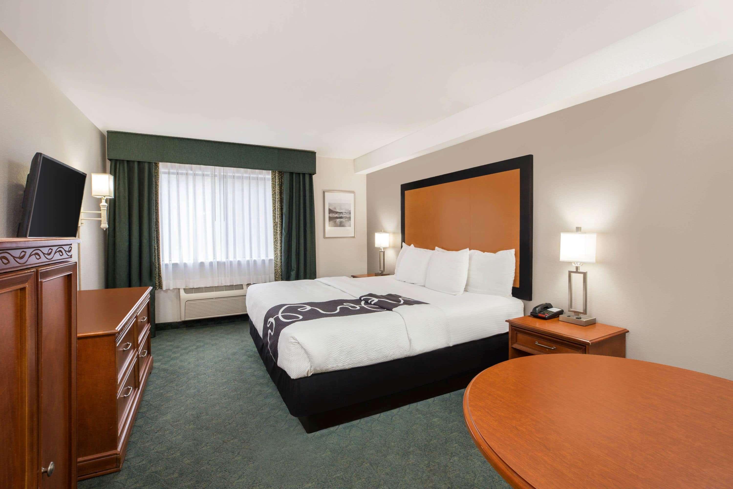 La Quinta Inn By Wyndham Everett Εξωτερικό φωτογραφία