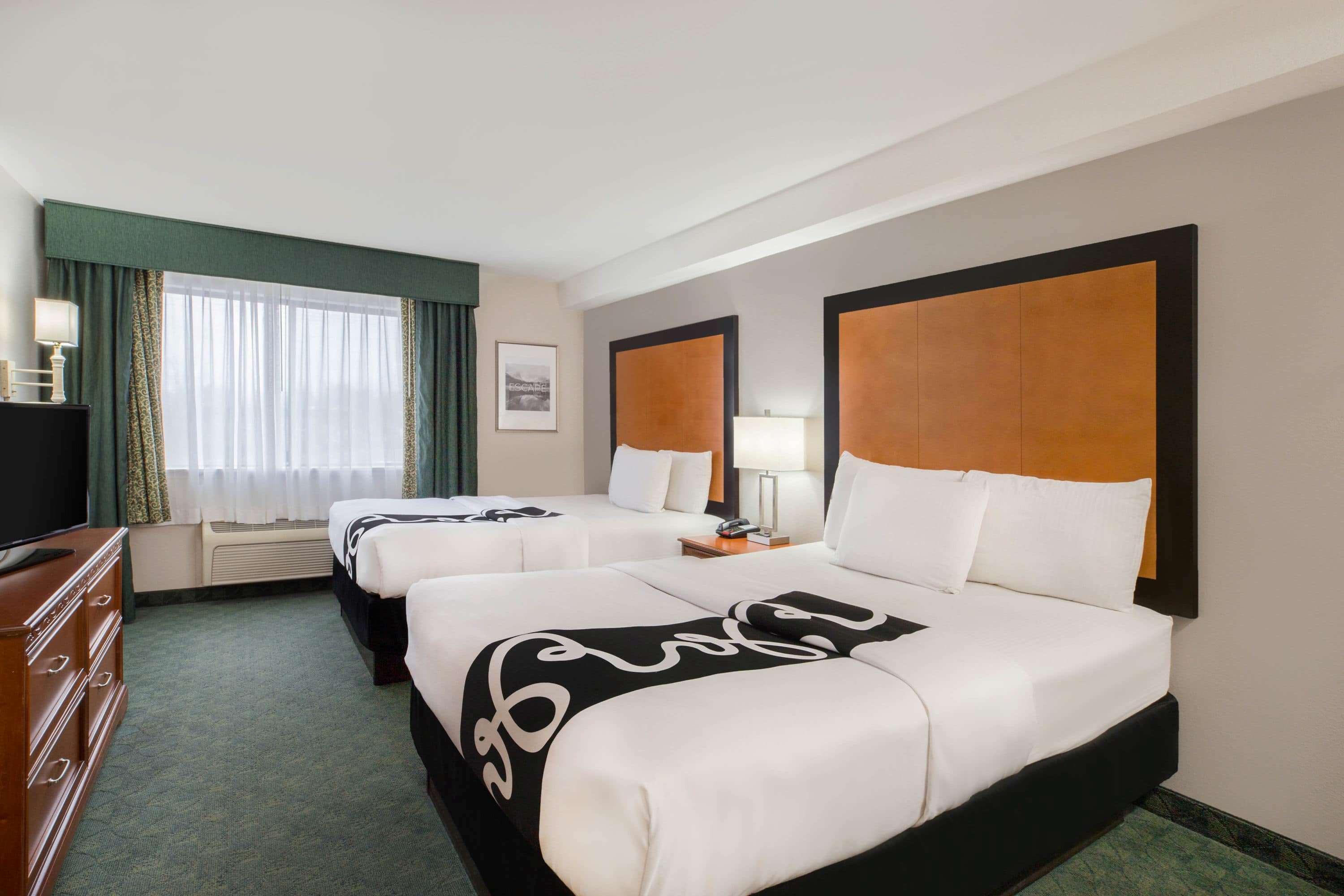 La Quinta Inn By Wyndham Everett Εξωτερικό φωτογραφία