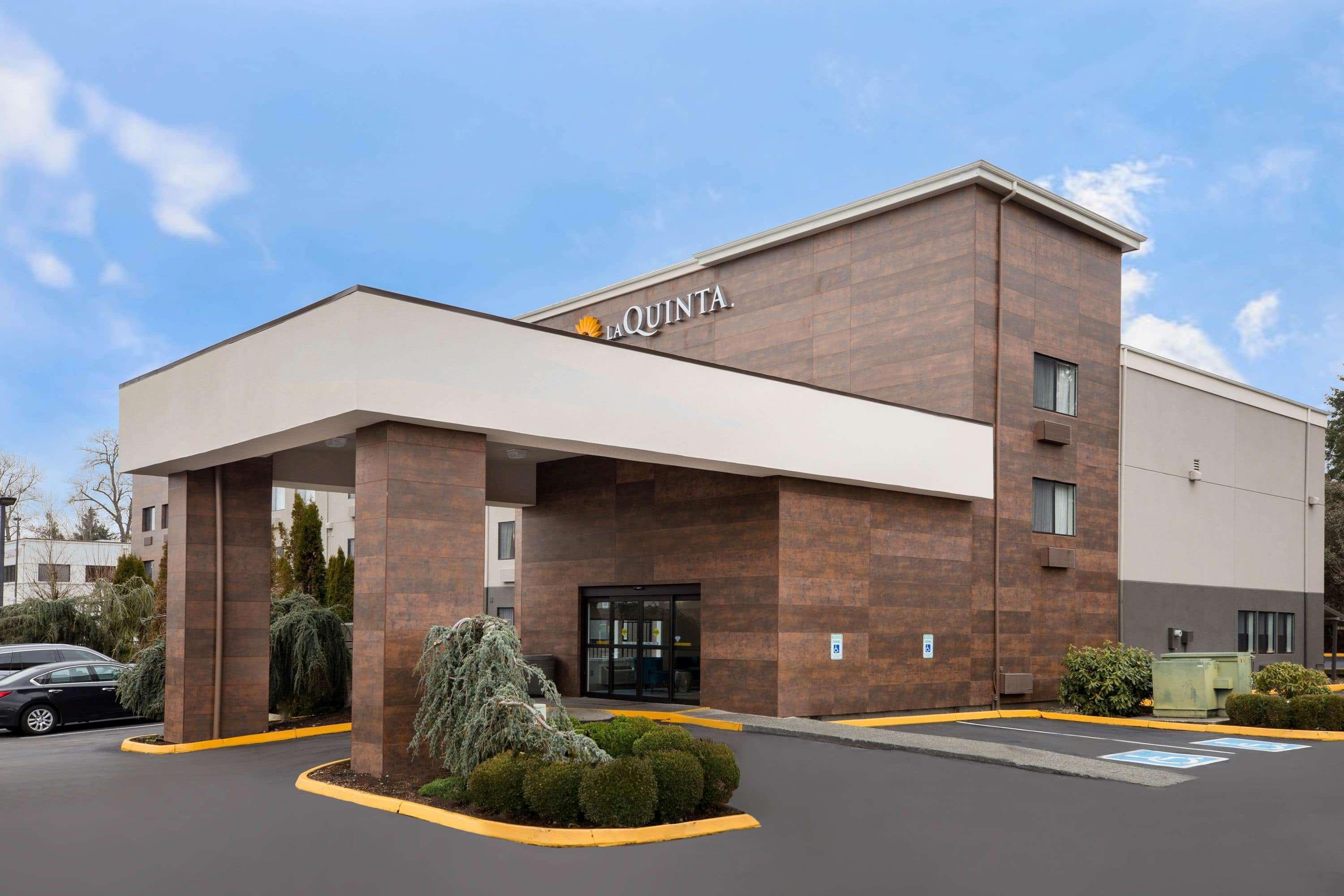 La Quinta Inn By Wyndham Everett Εξωτερικό φωτογραφία
